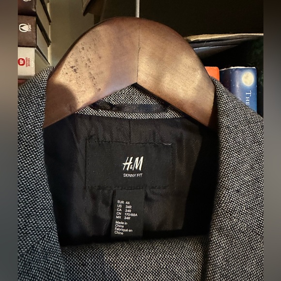 H&M skinny fit tweed suit - Picture 2 of 5